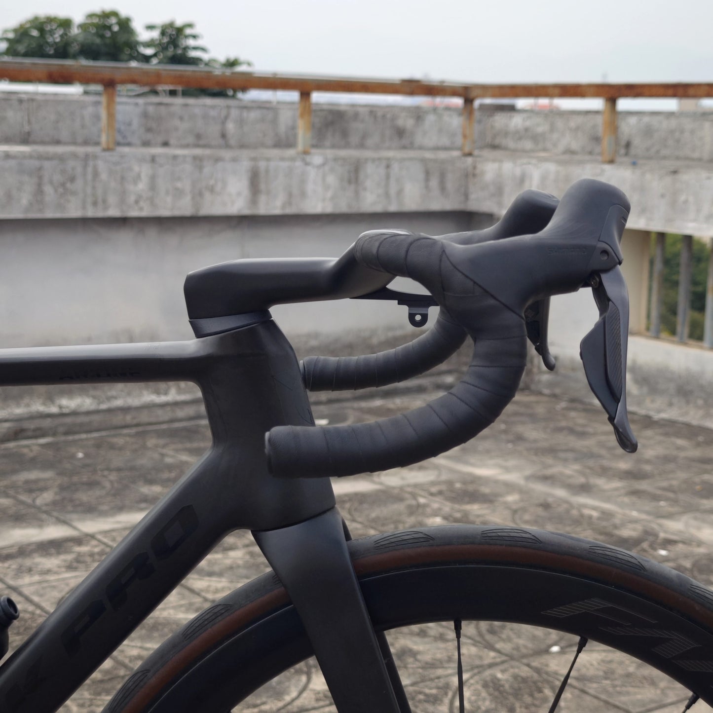 TAVELO RISE INTEGRATED RISER HANDLEBAR